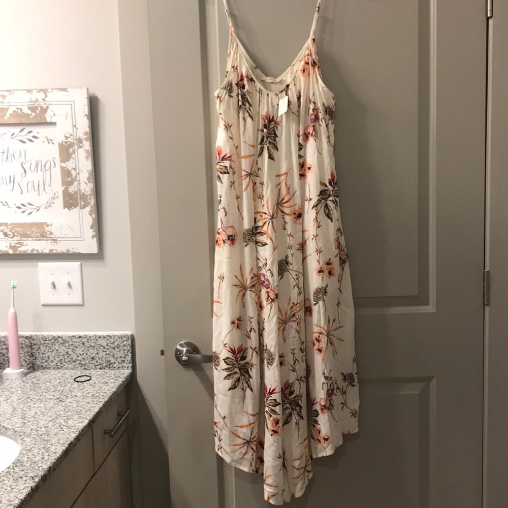 Illa illa ivory floral wide leg jumpsuit